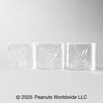＜CRYSTAL BRICK＞sandblasting