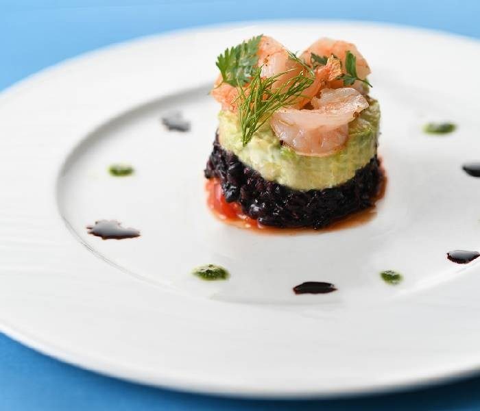 レストランやカフェでも「bonjour ISETAN」！