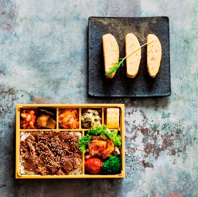 NEW HEALTHY. NEW BEAUTY.　おいしく「摂りすぎない」料理を楽しもう