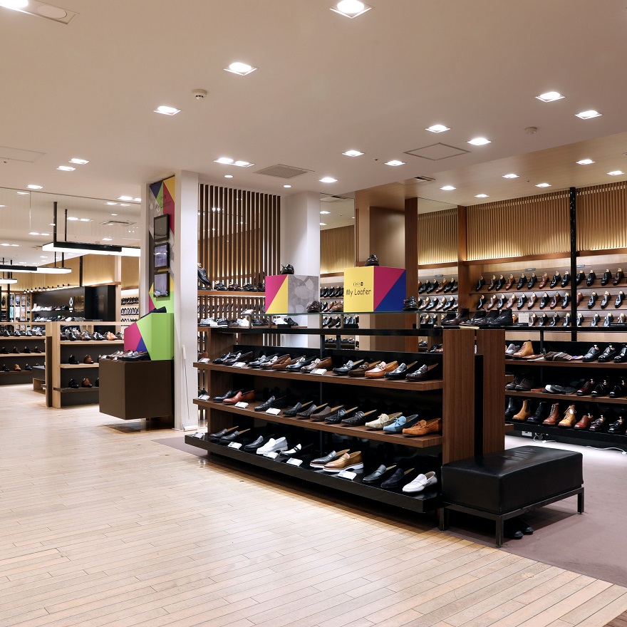 Rivieras リヴィエラ のスリッポンシューズが圧巻の品揃えで登場 紳士靴 伊勢丹 新宿店 伊勢丹 店舗情報 Rivieras リヴィエラ のスリッポンシューズが圧巻の品揃えで登場 紳士靴 伊勢丹 新宿店 伊勢丹 店舗情報