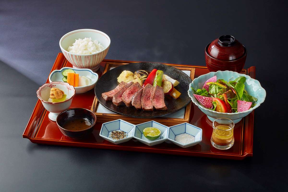 赤身ステーキ昼膳