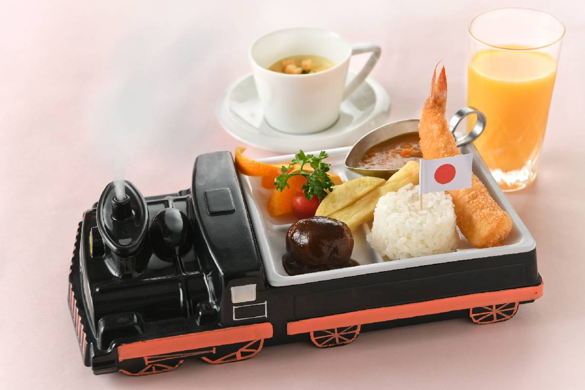 お子さまランチ　