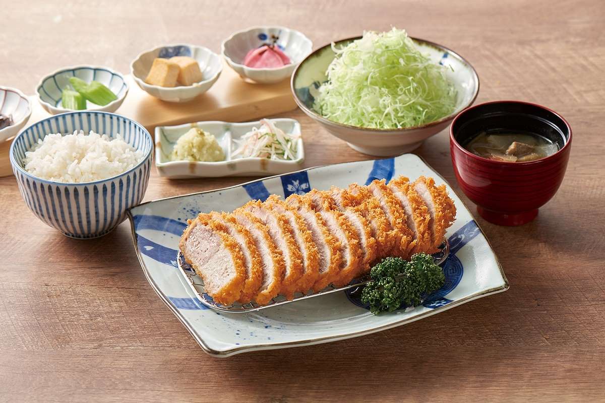 和豚もちぶた 厚切りリブロースかつ膳