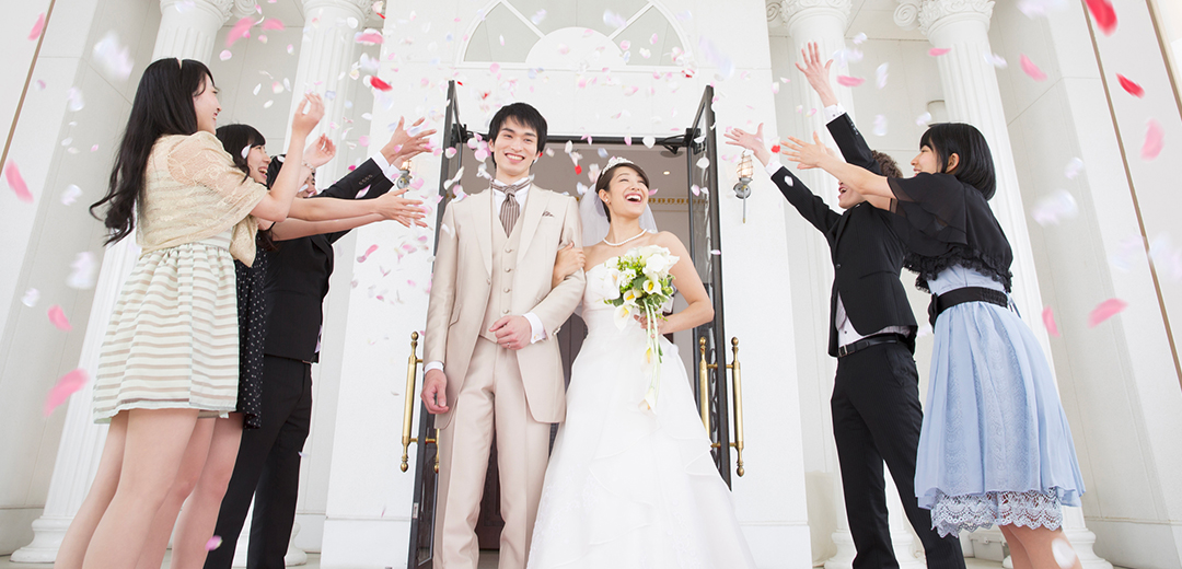 結婚祝いのお返し 内祝い 結婚式でお世話になった方へ何を贈るべき 三越伊勢丹グループの贈り物としきたりとマナー 三越伊勢丹のギフト 公式