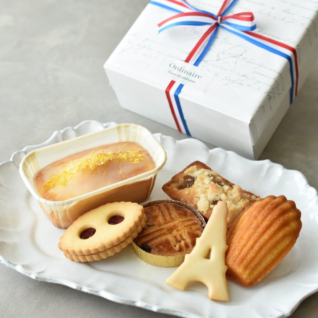 item-list__bg-img