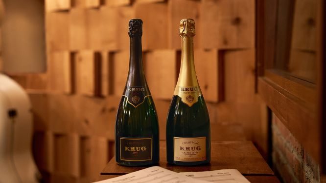 モエ・エ・シャンドン“Specially Yours” 大切なあなたへ、心をこめた贈り物