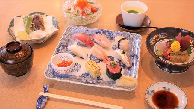 店頭受取】＜銀座 鮨たじま＞ランチペアお食事券付き福袋 事前予約のお知らせ 本館地下１階 中央階段下 特設会場（いとはん前） | 食品「日本橋食賓館」  | 日本橋三越本店 | 三越伊勢丹店舗情報