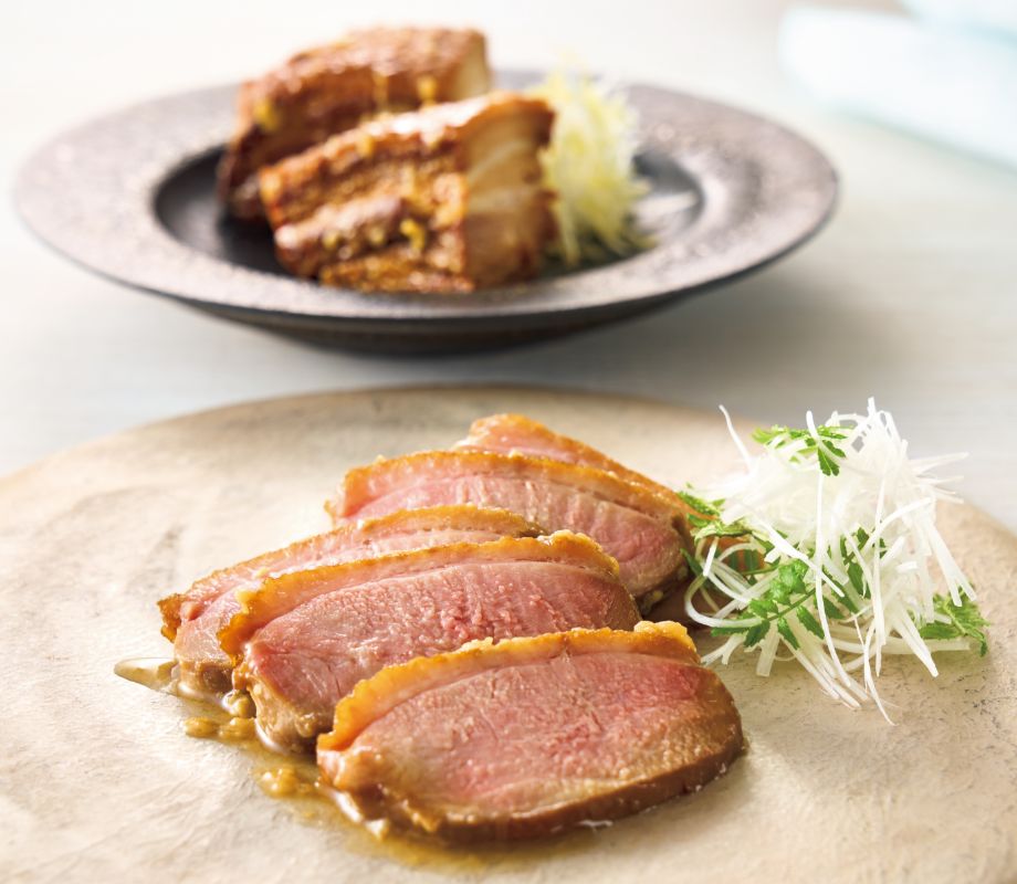 ＜京料理 美濃吉＞料理屋の合鴨の麹蒸しと豚の角煮