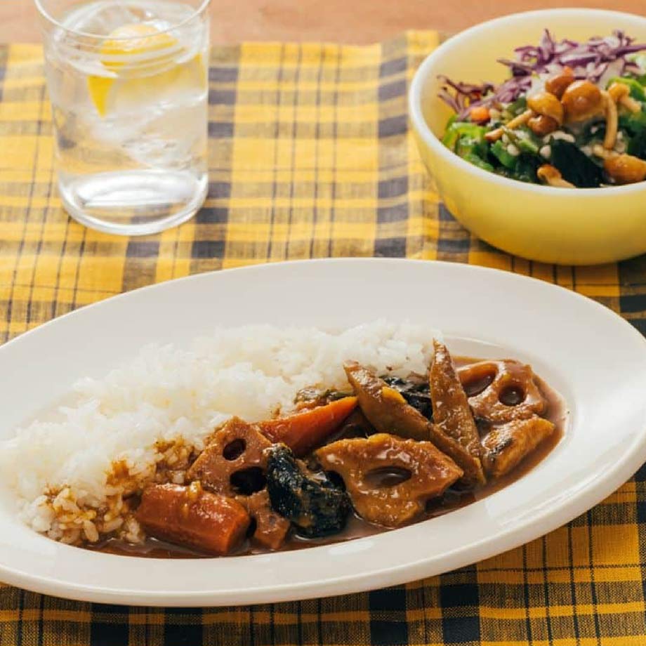 夜中でも食べたい根菜カレー
