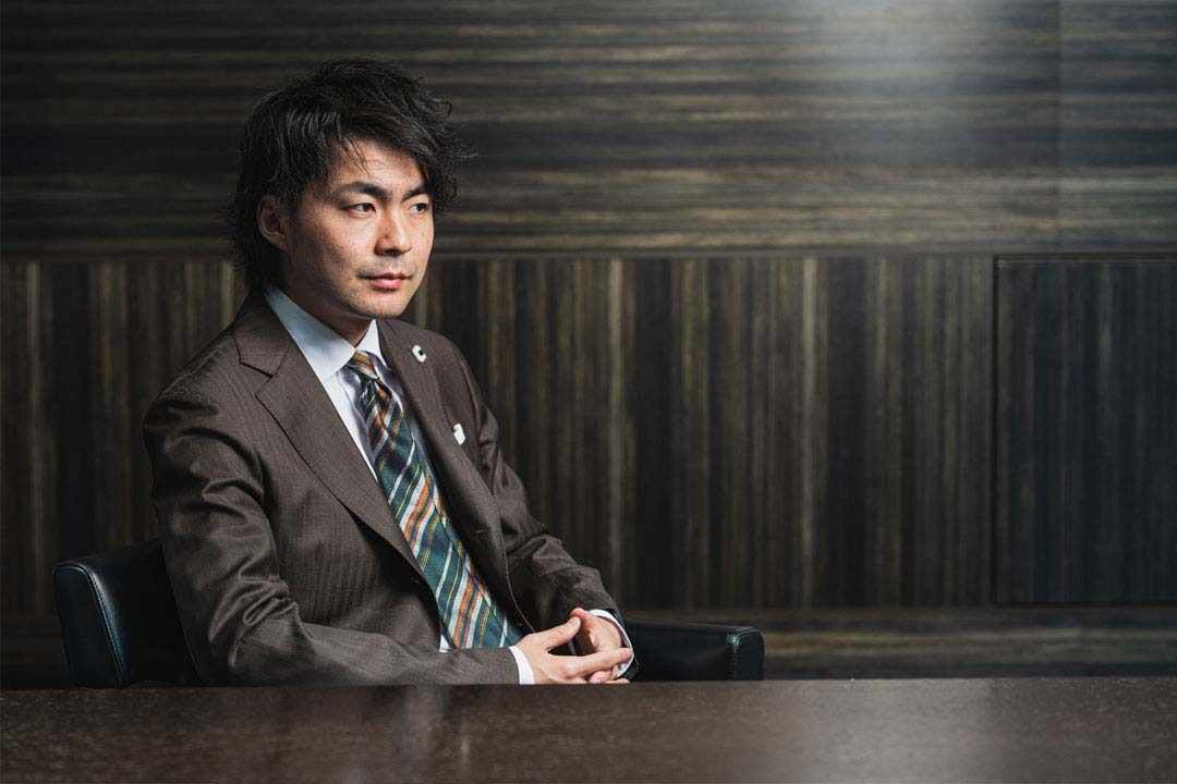 印象が勝負のビジネスマン必見 プロが解説 スーツの着こなし 色柄合わせ編 三越伊勢丹オンラインストア 公式