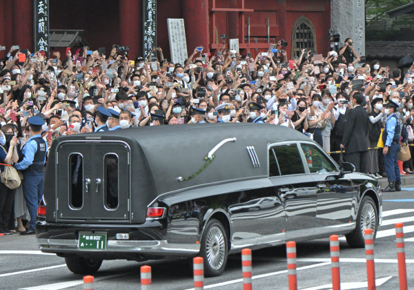 安倍元首相にお別れ