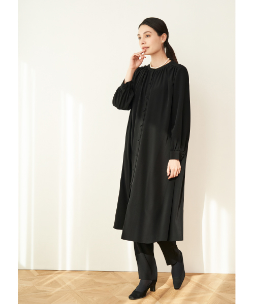 ＜有名ブランド＞ブラックフォーマルパンツスーツ 44,000円