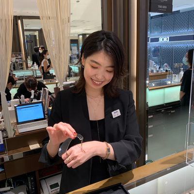 〈ココシュニック〉伊勢丹新宿店店長 三上幸希 さん