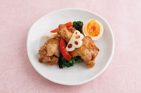 ＜なだ万厨房＞