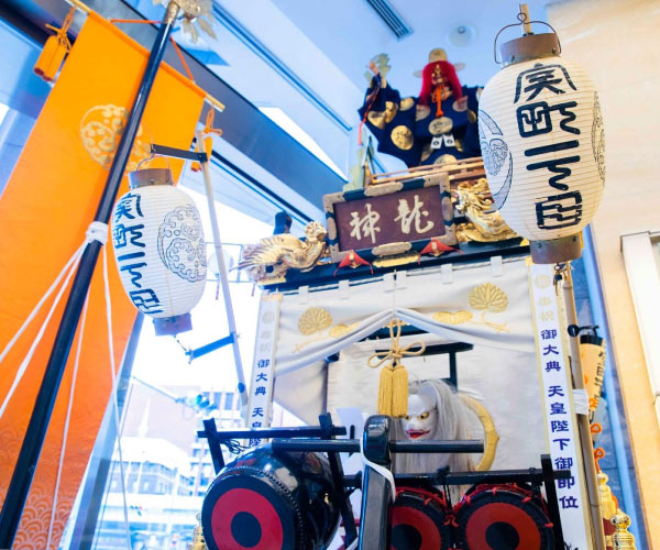 加茂能人形山車