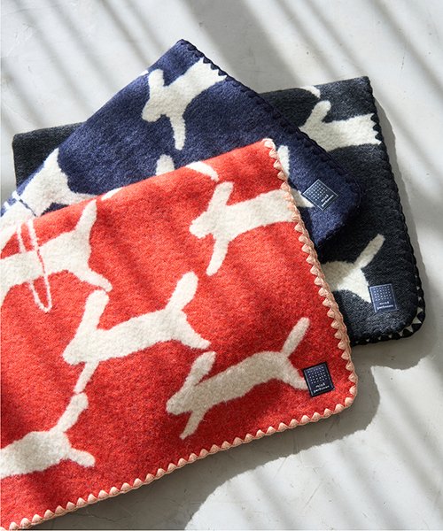 run run run Cotton Linen Blanket - minä perhonen