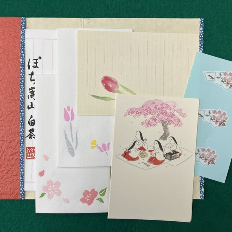 ＜嵩山堂はし本＞
