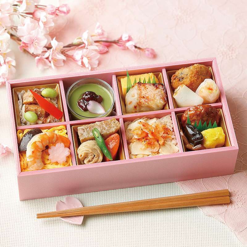 桜の下で、料亭の味と至福の時を