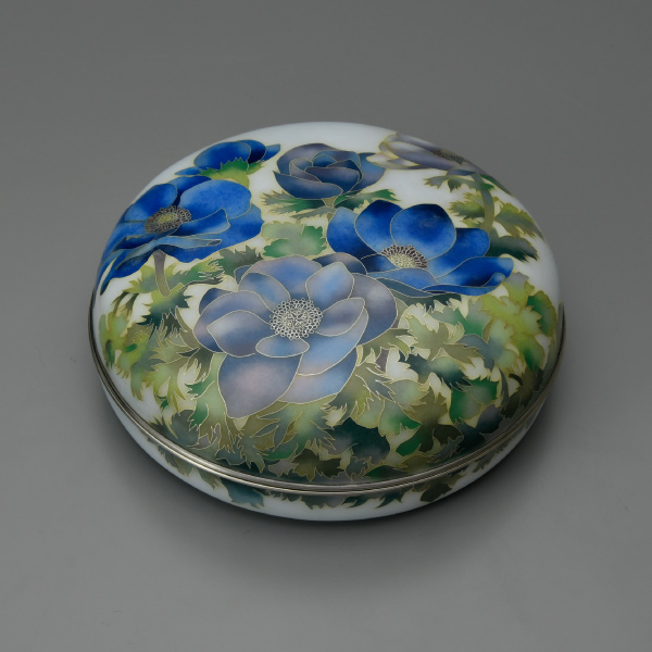 有線七宝合子「風の花」