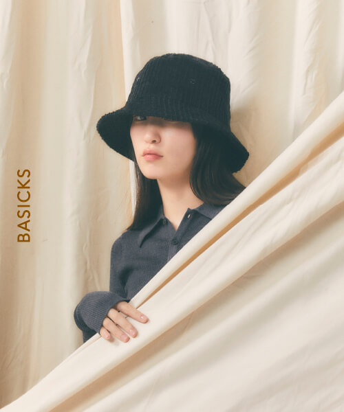 ＜BASICKS/ベイシックス＞