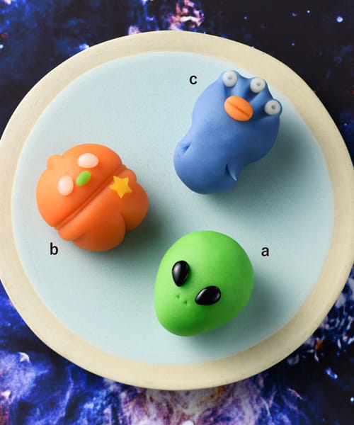 神奈川県＜豊島屋＞a.いざ鎌倉星人 b.菓星人 c.ぽっぽ星人「ハート隊員　ミッションスペシャリスト」