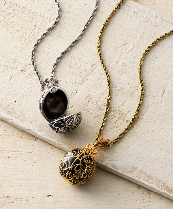 〈V&A INSPIRED COLLECTION〉