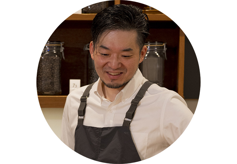 オーナー・焙煎士 江口崇臣氏