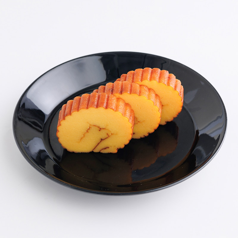 ＜塚田水産＞