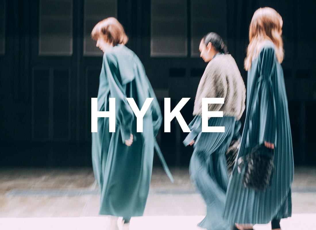 服飾史や古着などがインスピレーション。＜HYKE/ハイク＞の2023 秋冬コレクション。