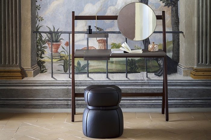 ＜ポルトローナ・フラウ＞Lepli　Stool　レプリ　スツール
  
  