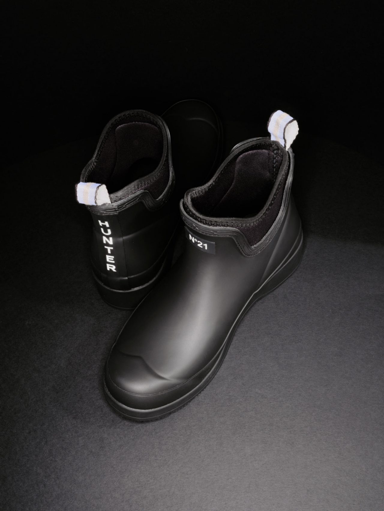 N21/ヌメロ ヴェントゥーノ＞ POP UP SHOP | インターナショナル