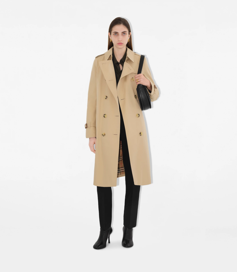 バーバリー＞ '24 Autumn Trench Week at SHINJUKU ISETAN BURBERRY WOMEN'S |  インターナショナルデザイナーズ | 伊勢丹 新宿店 | 三越伊勢丹店舗情報