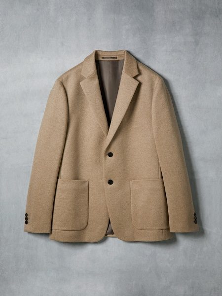 Theory/セオリー＞上質なカシミヤを贅沢に用いたラインナップ