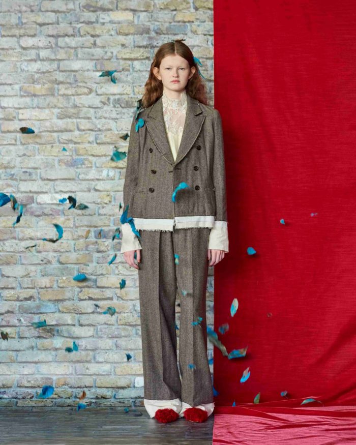 ＜UNDERCOVER＞2025 Pre-Autumn/Winter Collection
  