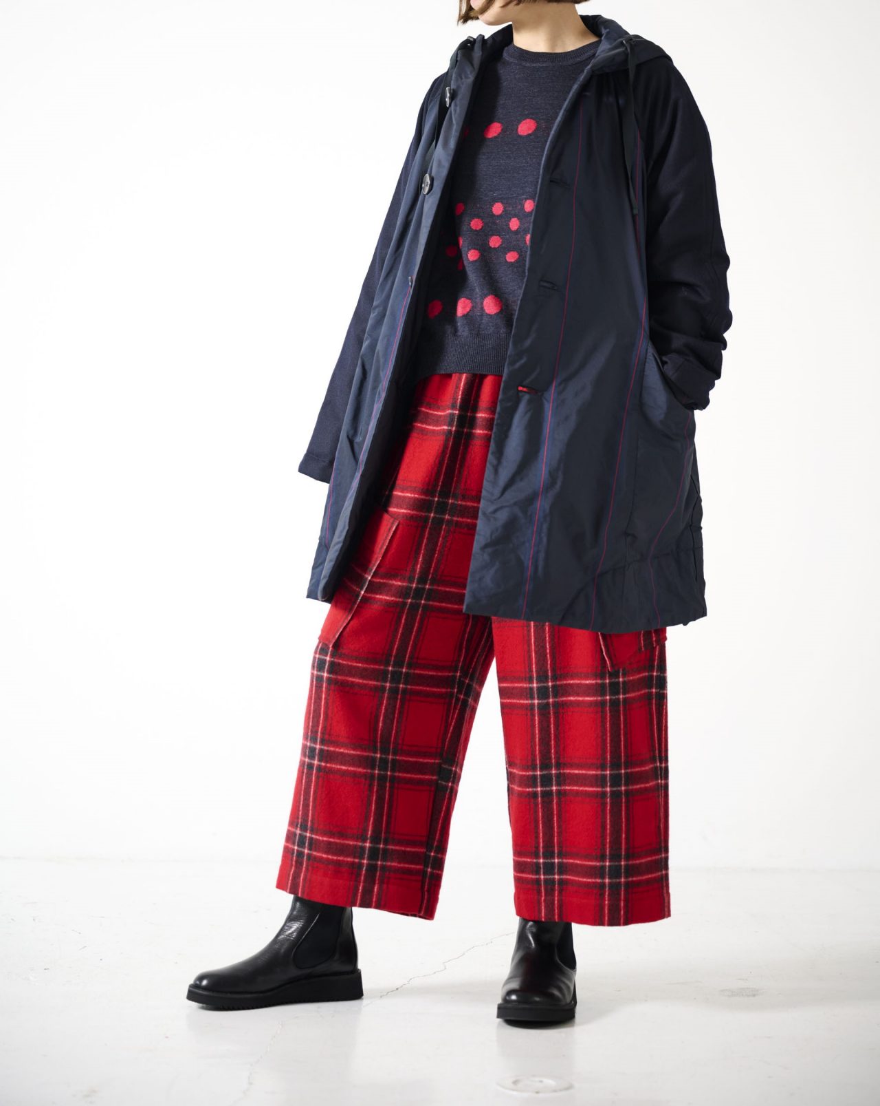 翁 安芸さんのLife with Style】ピンクとモノトーンにときめく冬